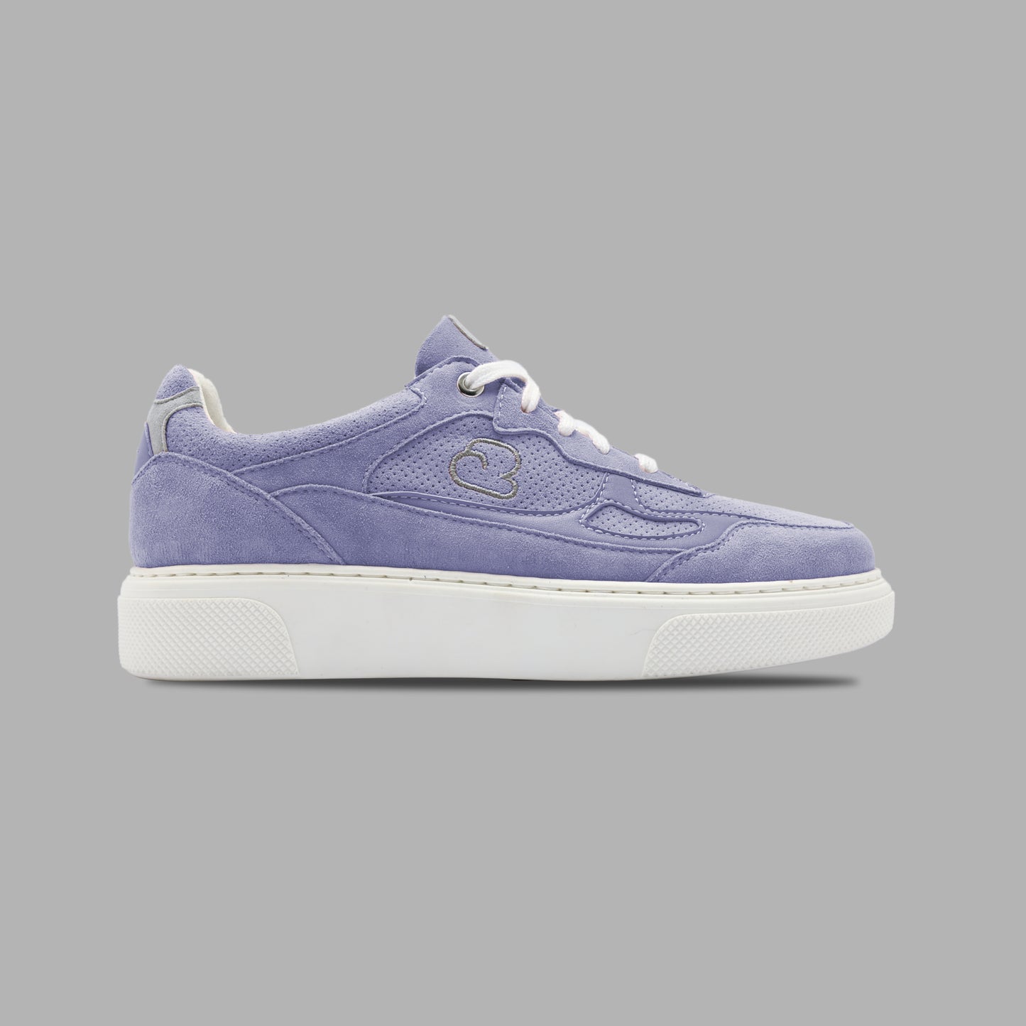 "Seitenansicht des CYBRUS Sneakers 3600 in lila"