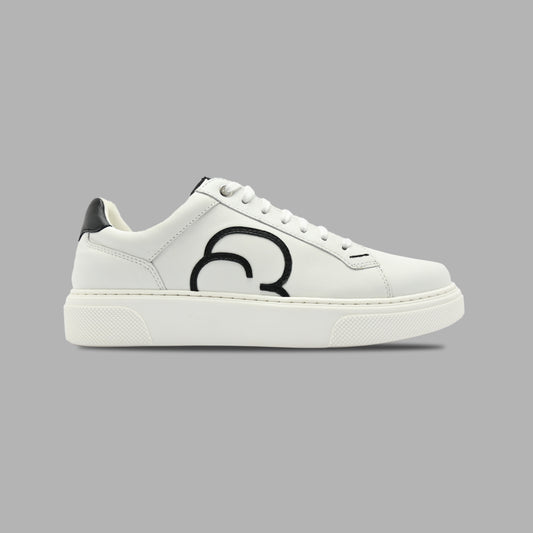 "Seitenansicht des CYBRUS Sneakers 49er in weiss schwarz"