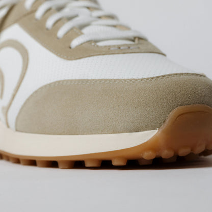 "Detailansicht des CYBRUS Sneakers ANNERY in hellbeige weiss"