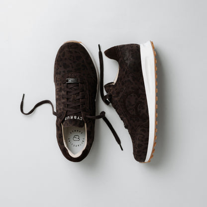 "Paarfoto der CYBRUS Sneakers ANNERY II in leopard"